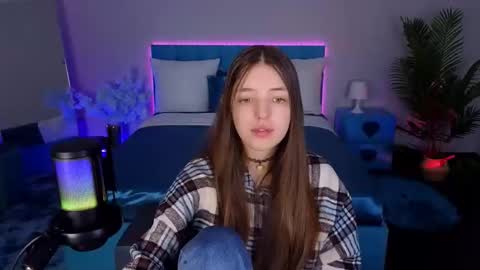 Lili Bakery online show from November 17, 2:23 am