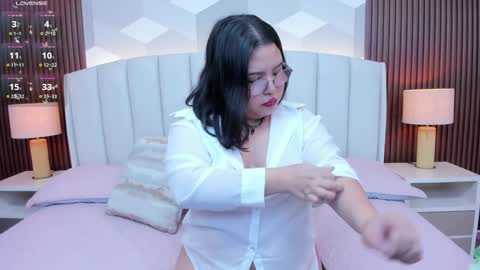 Ashley  online show from December 17, 1:39 am