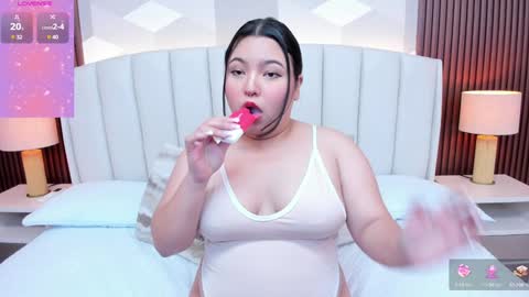 Ashley  online show from December 10, 1:11 am