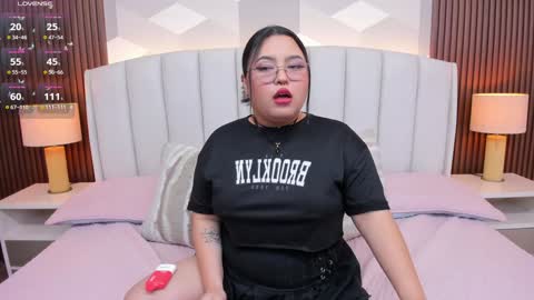 Ashley  online show from December 19, 3:07 am