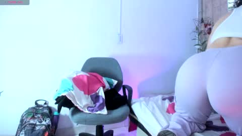 lilith_libelula online show from June 12, 11:40 am