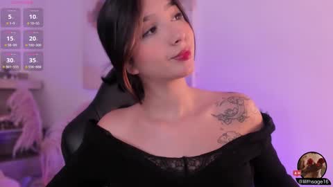 lilith_sage_ online show from February 15, 11:39 am