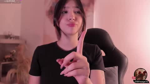 lilith_sage_ online show from February 20, 11:31 am