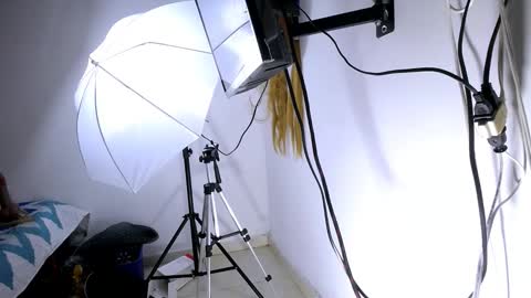 Lilith online show from November 28, 4:54 pm