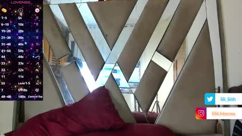 liliINDEPENDENT MODEL online show from September 18, 10:41 pm