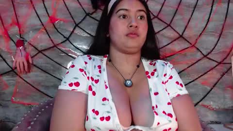 lilithcb_ online show from October 26, 1:12 am