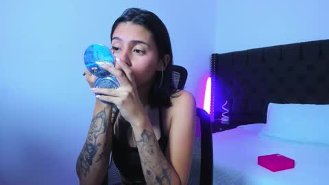 Lilith luxorr online show from December 21, 10:35 pm