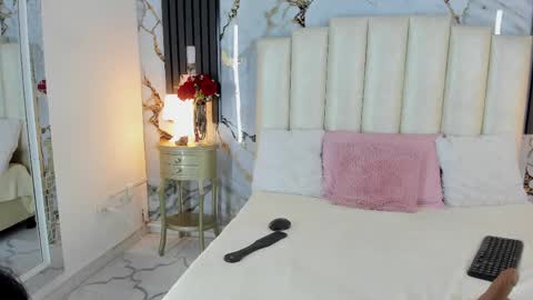 Lilith  online show from May 30, 5:27 am