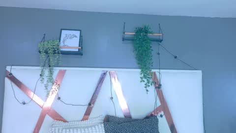 L I L I T H  online show from February 2, 11:42 am