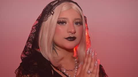 Lilith morningstar  Independent Model Helpme to reach 100 likes online show from July 21, 5:02 pm