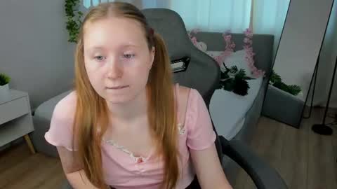  Lili Tiny  GMT2 3-10AM  MonTueWedThuSat online show from July 24, 2:09 am