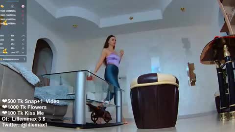 lillemax online show from October 7, 11:58 am