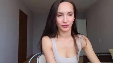 Lillian online show from February 4, 7:44 am