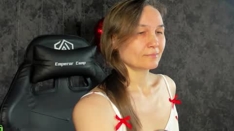 lillian_white1 online show from March 1, 1:16 am