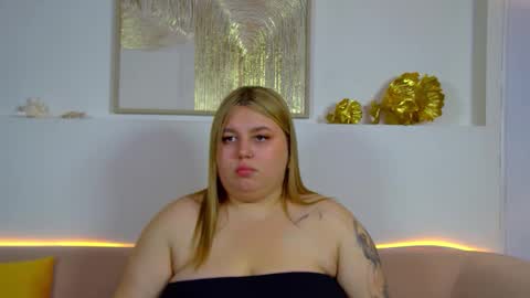 LillianHaig online show from November 27, 7:06 pm