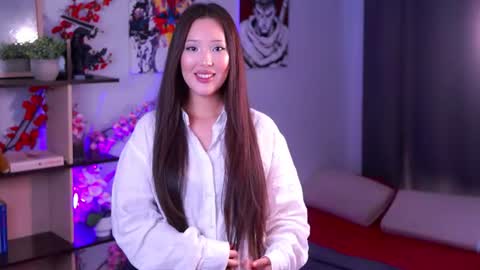 lillie_sun online show from June 17, 2:29 pm