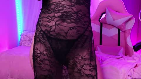 Lilou online show from June 4, 8:13 pm