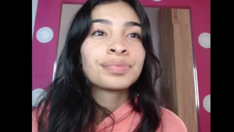 lil palacio online show from January 4, 5:05 pm