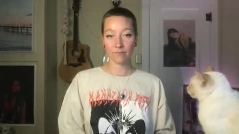 Lilpeachykeenn online show from December 27, 9:43 pm