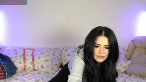 sibby  online show from June 7, 12:28 am
