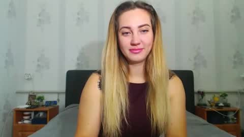 lilu_cute25 online show from November 29, 8:13 pm