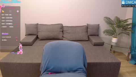 Snapshot of lilubb chatting on October 21, 4:33 pm Elena  Helen Moore online show from October 21, 4:33 pm