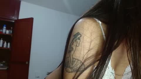 Lirio         online show from March 13, 4:14 am