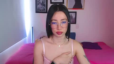 just lily online show from March 10, 9:29 pm