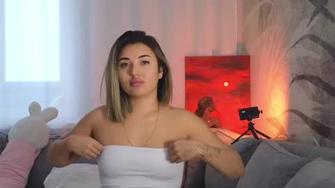 Lily online show from January 23, 7:32 am