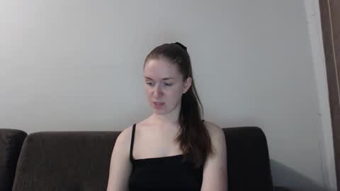 lily_love_x online show from September 11, 5:41 am