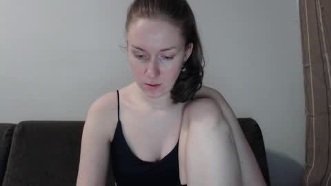 lily_love_x online show from March 10, 1:20 am