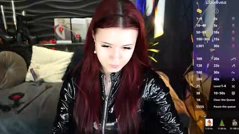 Lily online show from March 18, 7:46 am