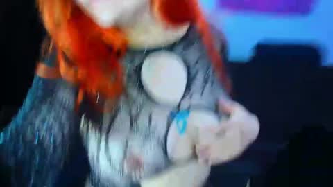 lily_stone04 online show from October 21, 5:33 am
