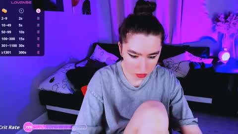 LILY online show from October 17, 8:06 am