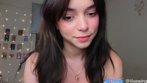 Lily   online show from January 31, 7:08 pm