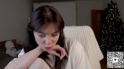 Lily   online show from December 19, 5:29 pm