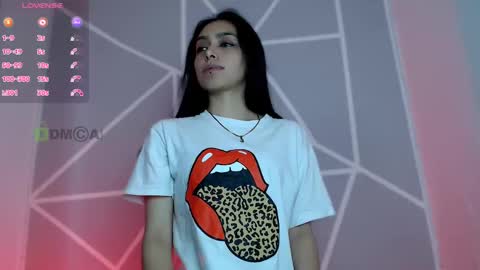 Liliana louise online show from December 3, 2:27 pm