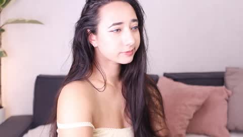 Snapshot of lilyminx chatting on September 21, 12:59 pm -- My Wishlist  online show from September 21, 12:59 pm