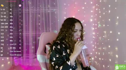 Snapshot of lilyrose1_ chatting on September 15, 5:20 pm You can call me Li ... online show from September 15, 5:20 pm