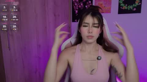 lily help me to collect more cosplay online show from April 3, 3:26 am