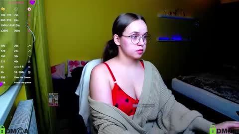 Lily online show from January 12, 8:03 pm