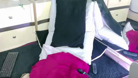 Lilly online show from September 20, 12:14 pm