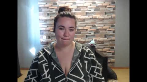 busty princess online show from October 26, 8:10 am