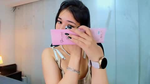  Lina Bedoya  online show from February 4, 11:46 am