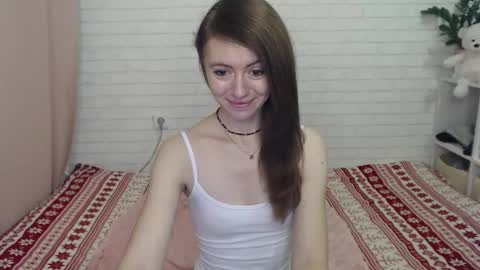 Lina Rouge online show from December 3, 6:05 am