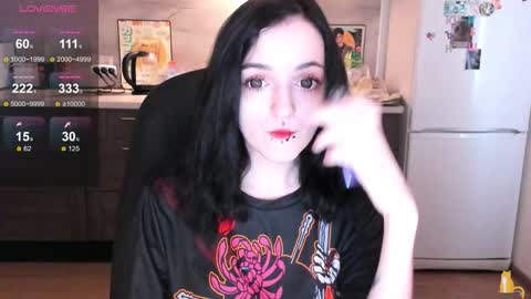 Lina 3  1715622743 online show from October 20, 7:44 am