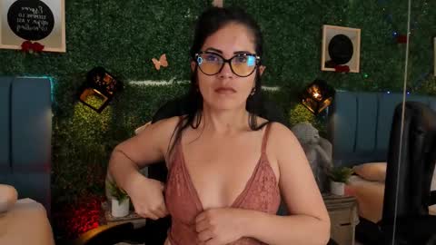 Lina  online show from December 20, 12:20 pm