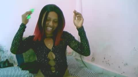 linah1123 online show from April 14, 6:19 pm