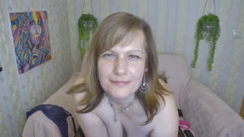 Lina online show from February 27, 5:15 pm