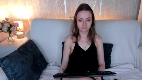 Linda  GMT2 Mon Tu Fri Sa Su  0300am-1000 am online show from April 7, 4:47 am